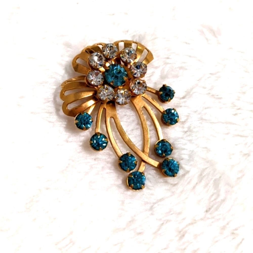 Vintage 50's Teal Blue & Clear Rhinestone Floral Spray Brooche - Picture 8 of 10